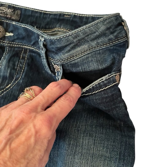 Silver Jeans Co. Womens Tuesday Low Rise Slim Bootcut-34x33 (16.5) Good Shape - Picture 10 of 15